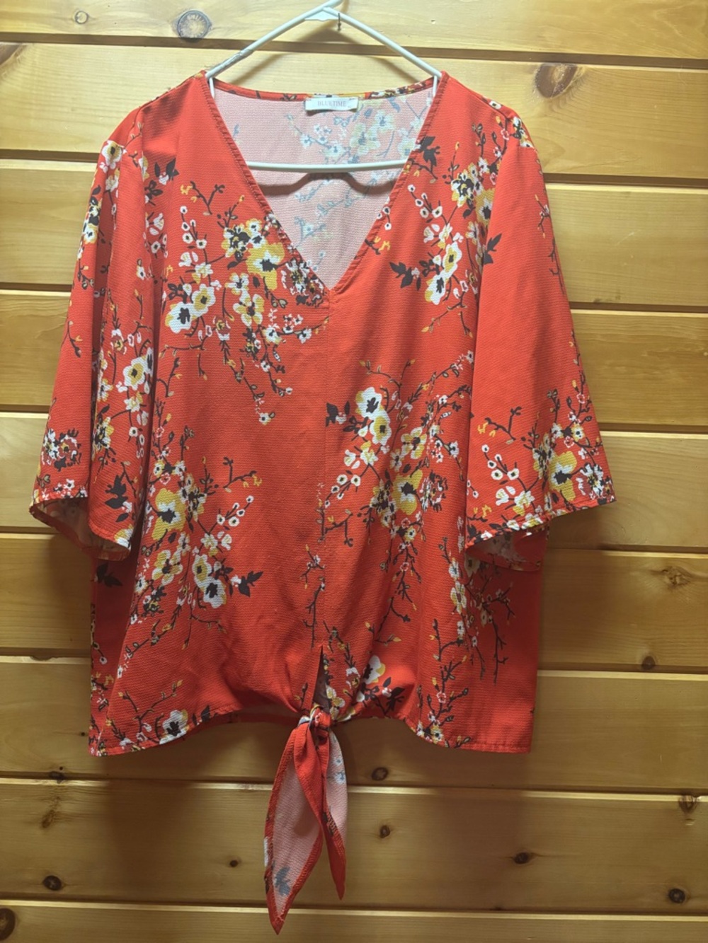 Floral Tie-Hem V-Neck Top - Red